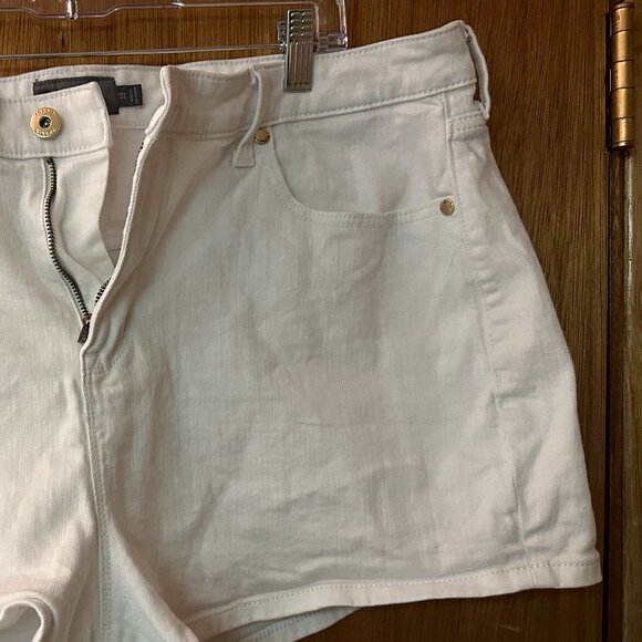 Torrid White Jean Shorts - Picture 3 of 7